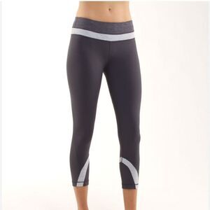 Lululemon Run: Inspire Crop II Grey White 6